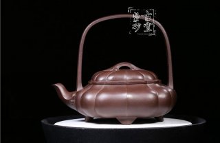 《菱花提梁》 《菱花提梁》