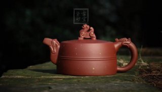 《金龍出?！芬伺d紫砂壺作品全手工底槽青