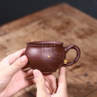 《春暉》 《春暉》