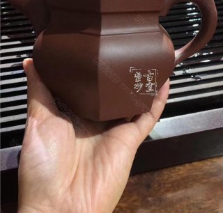 《僧帽》 《僧帽》