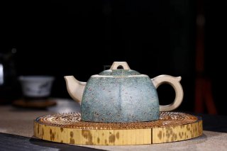 《絞泥井欄》 《絞泥井欄》