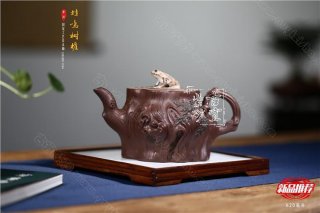 《蛙鳴樹(shù)樁》 《蛙鳴樹(shù)樁》